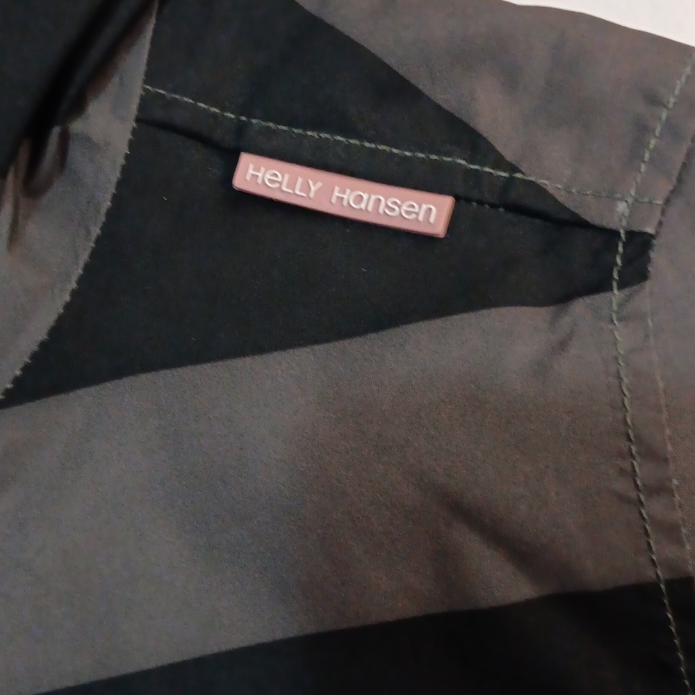 Helly Hansen Black and Gray Striped Hooded Jacket - Picture 4 of 15
